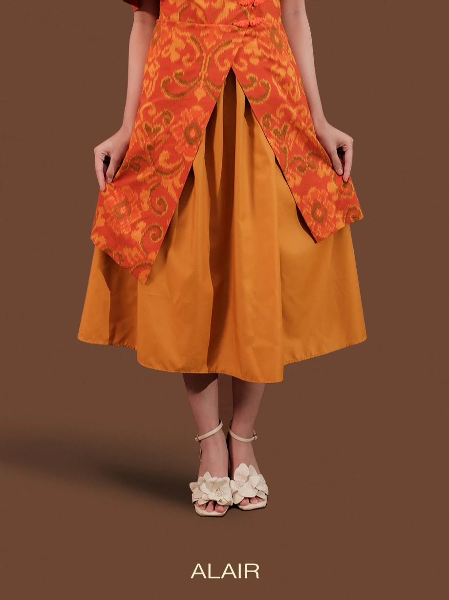 ALAIR | Arunika Dress Tenun Wanita - Orange - Foto 4